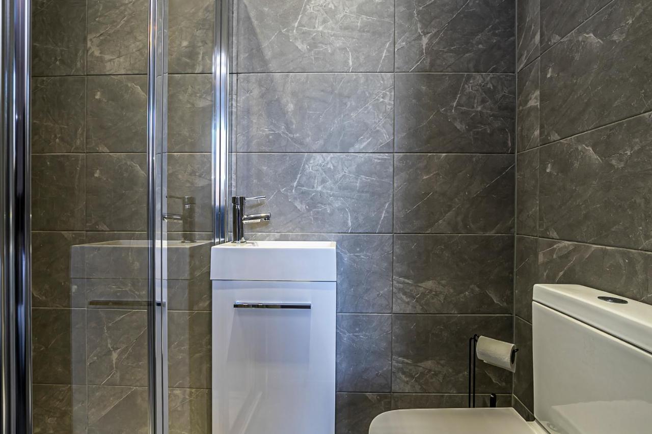 Pages Hotel And Guesthouse Harlow Luaran gambar