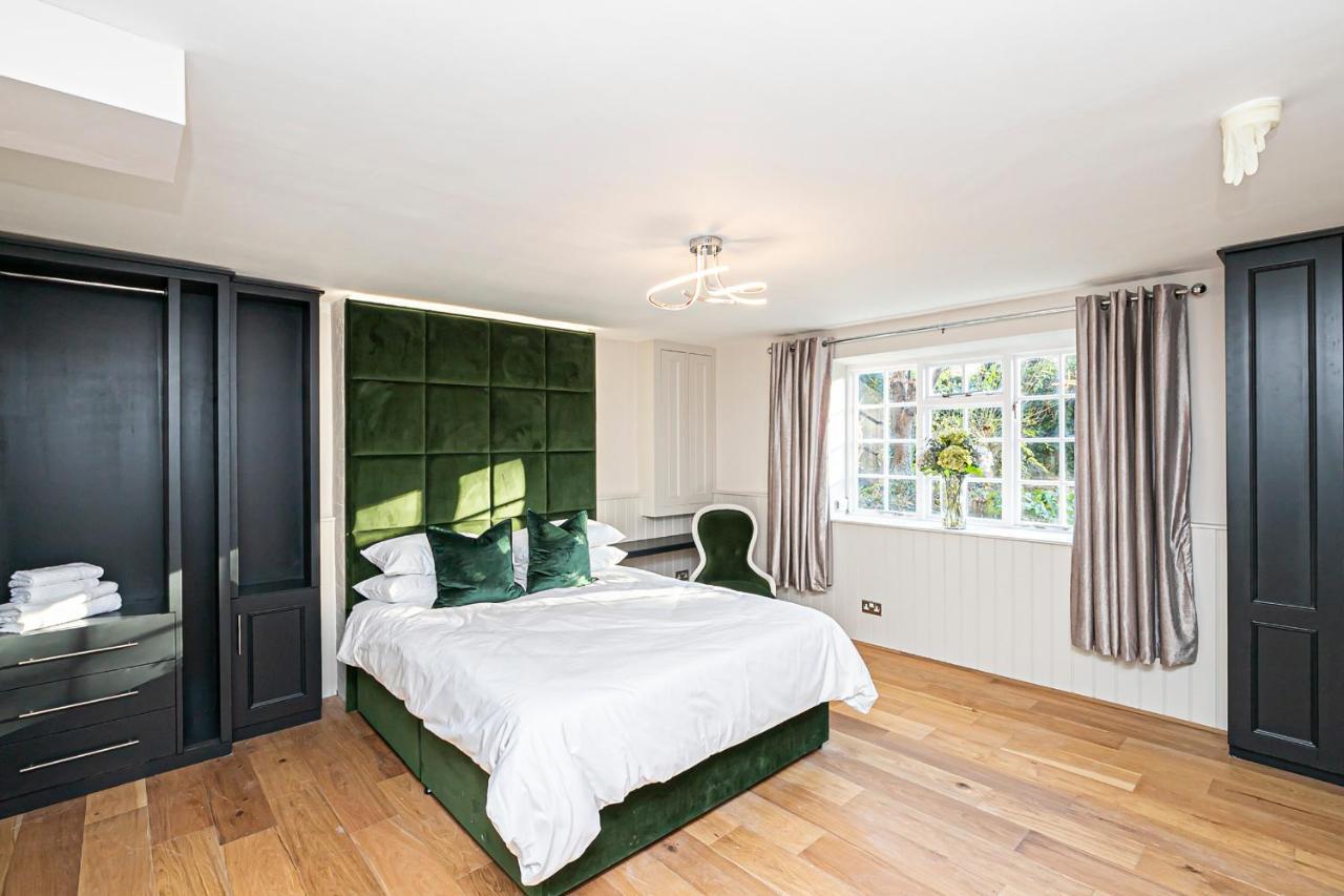 Pages Hotel And Guesthouse Harlow Luaran gambar