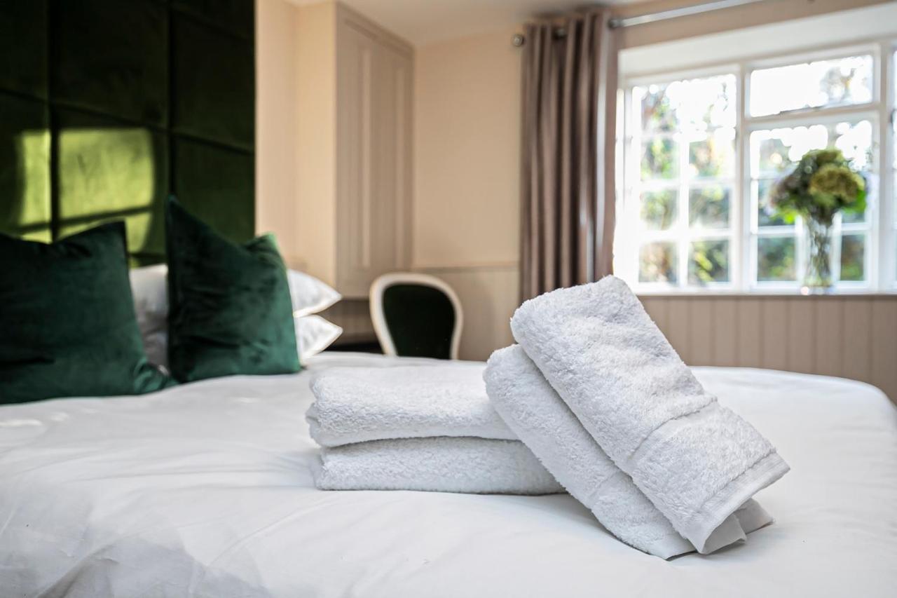 Pages Hotel And Guesthouse Harlow Luaran gambar