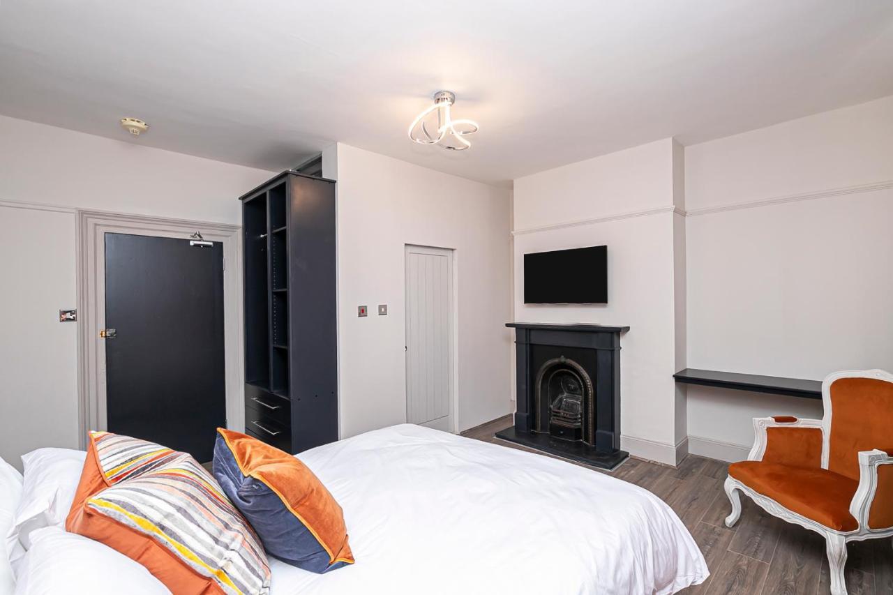 Pages Hotel And Guesthouse Harlow Luaran gambar