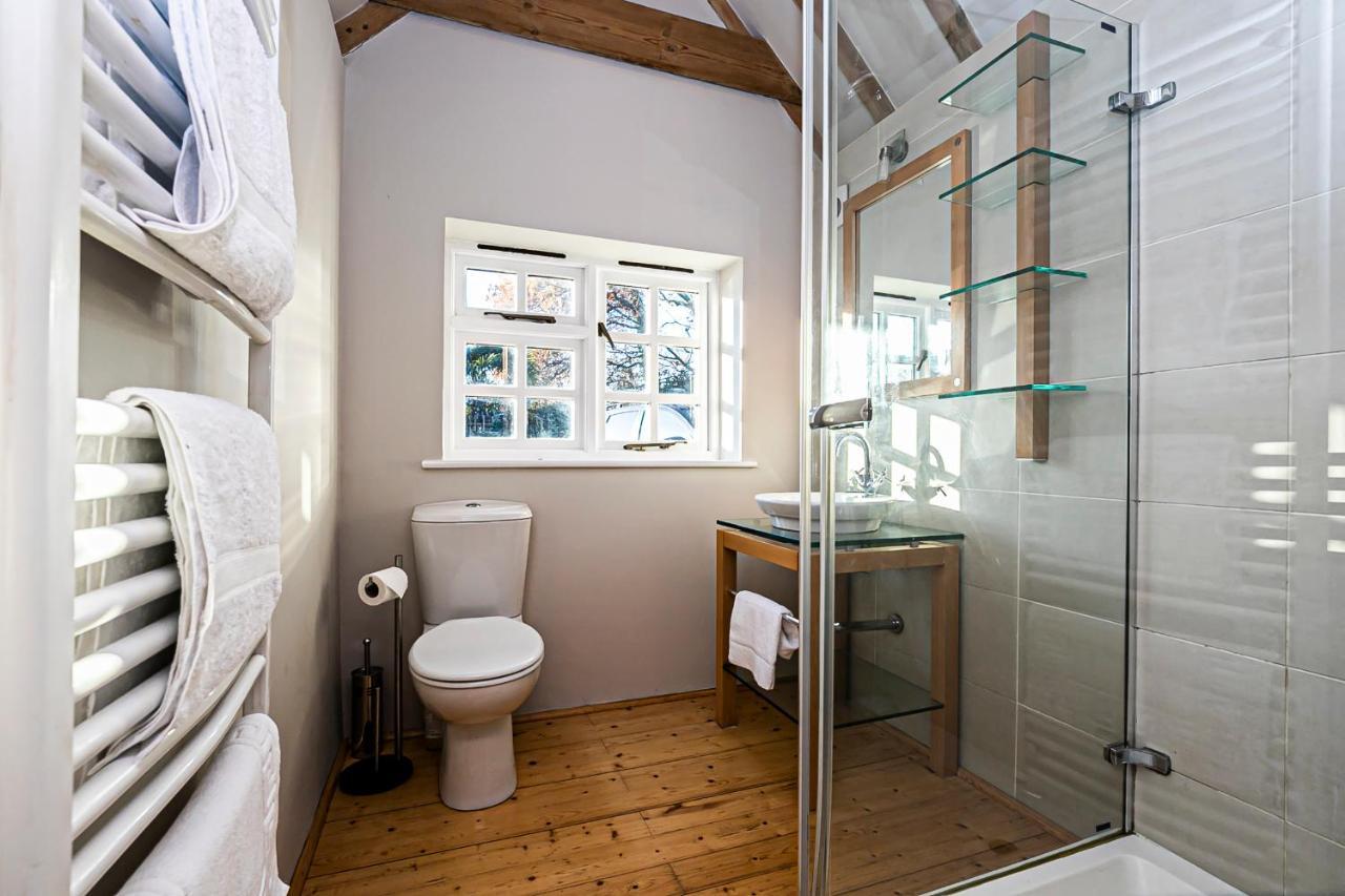 Pages Hotel And Guesthouse Harlow Luaran gambar