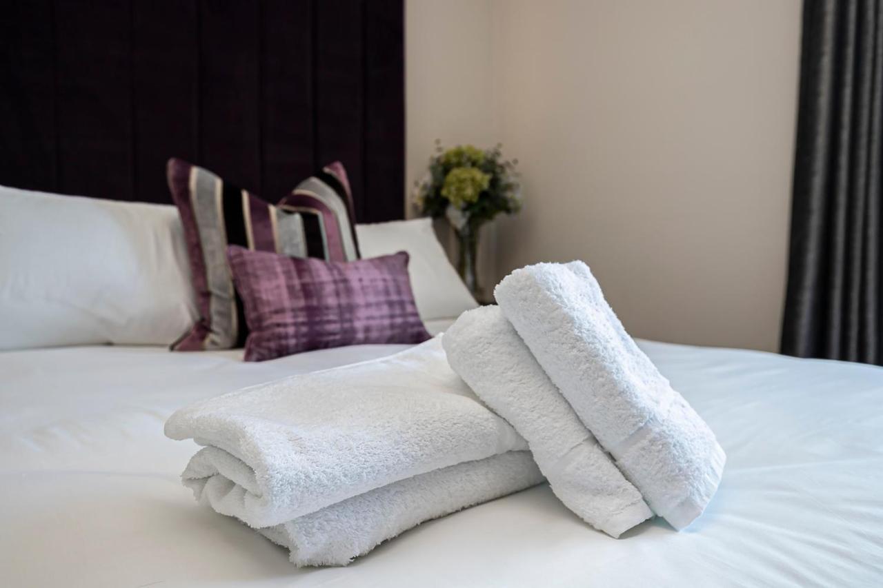 Pages Hotel And Guesthouse Harlow Luaran gambar